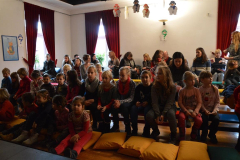 19.12.2015 / Lutkovna predstava Egon in prihod Dedka Mraza / foto Katja Pur