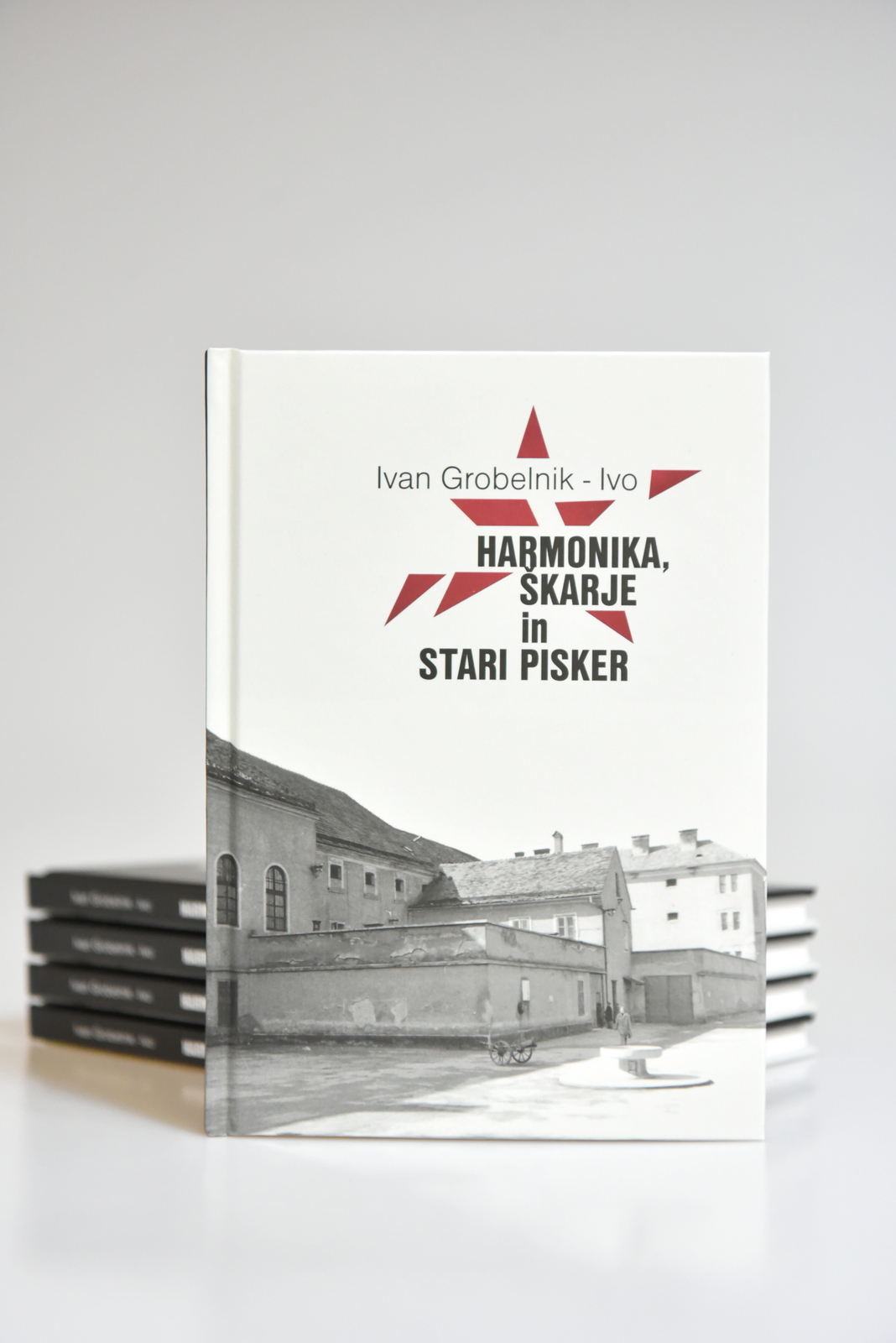 Harmonika, škarje in Stari pisker2